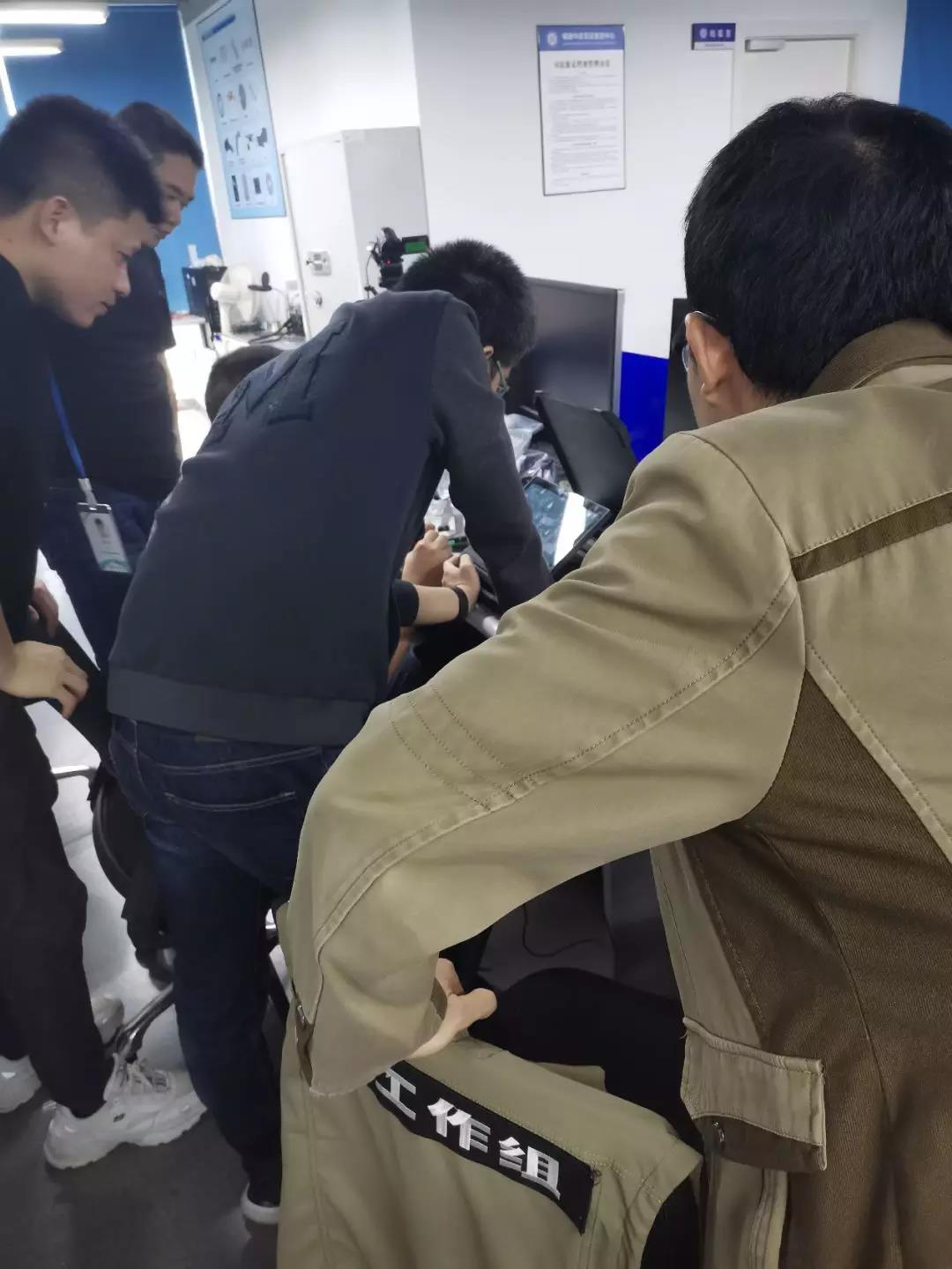 2.jpg